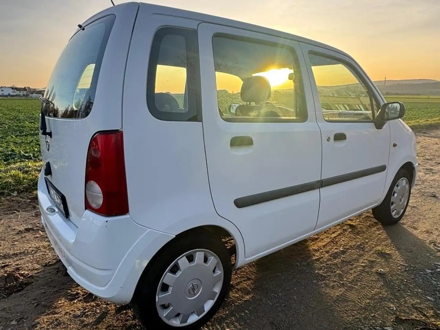 Opel Agila Agila 1.0 12 V Weiß - 1