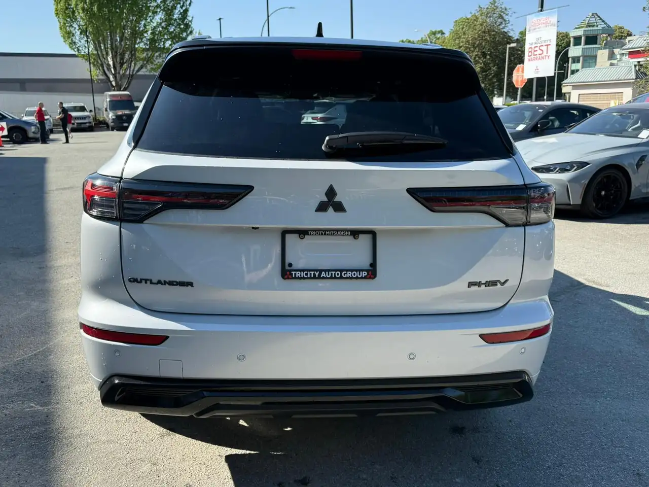 Mitsubishi Outlander снимка Mitsubishi Outlander