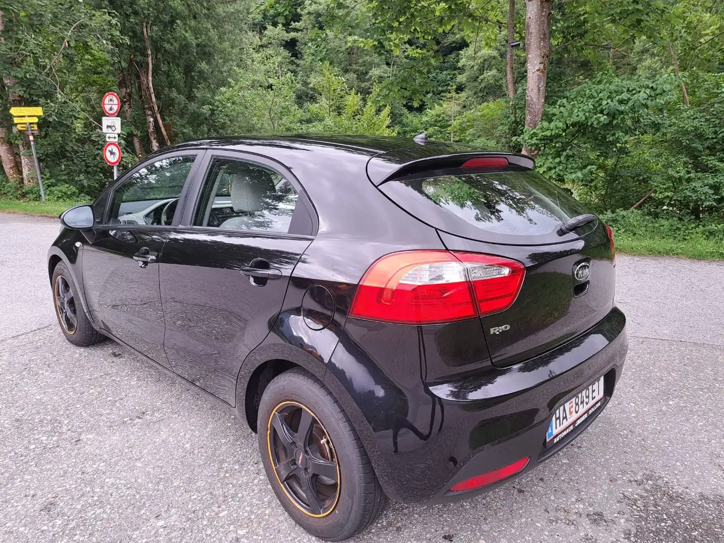 Kia Rio KIA Rio CVVT 1,2 Cool, Sportage Typ SLS Noir - 1