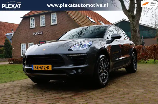 Porsche Macan 2.0 PDK. | Sportdesign Pakket | Panorama | 20 Inch