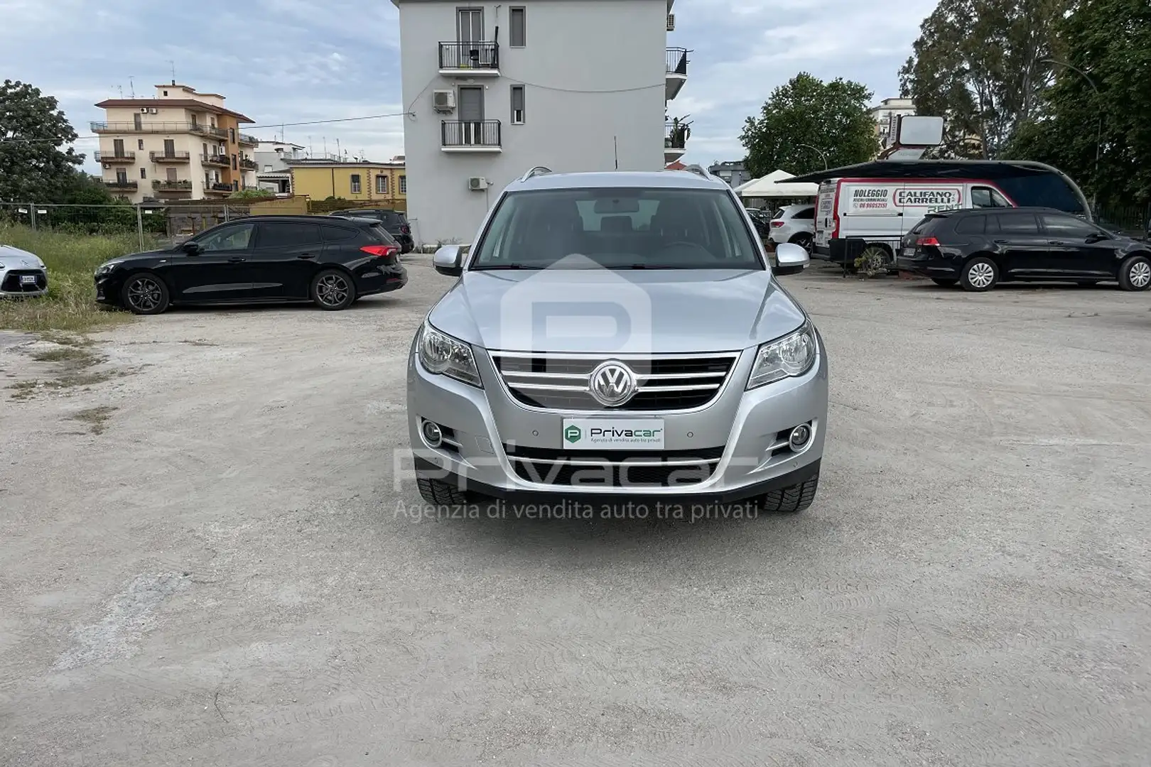 Volkswagen Tiguan Tiguan 2.0 TDI DPF 4MOTION Sport & Style Argento - 2