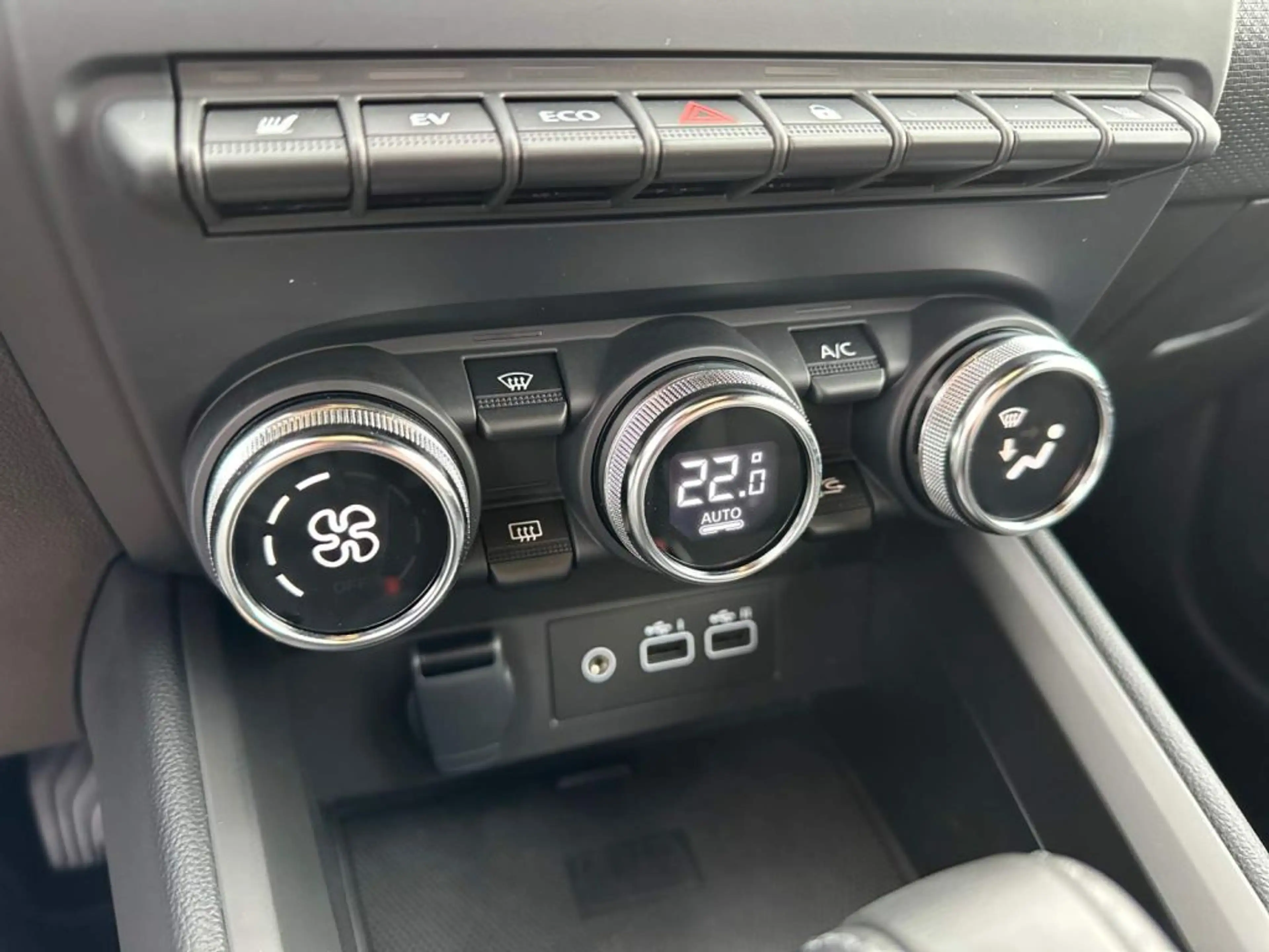 Mitsubishi Colt 1.6 Hybrid SELECT *Navi*RFK*Tempomat* — photo 15
