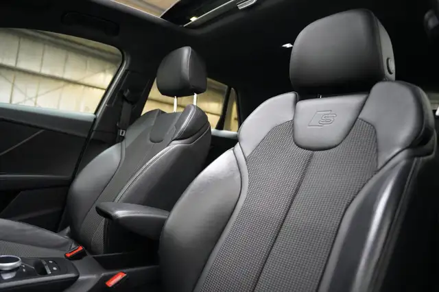 Audi Q2 view 14
