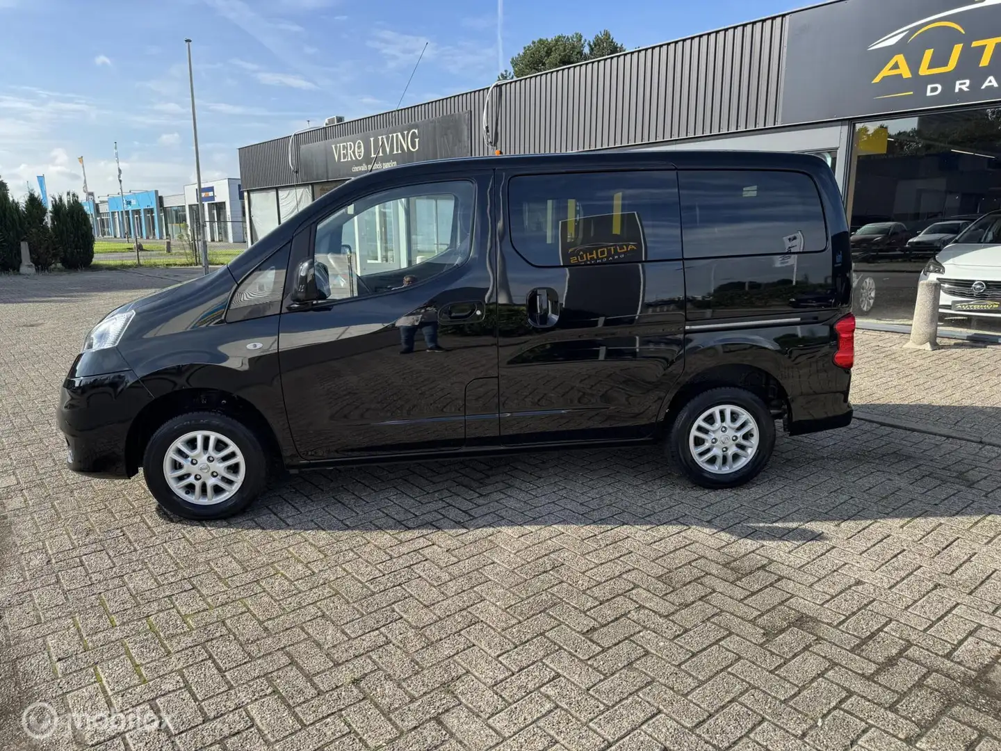 Nissan Evalia nissan-evalia-nv-200-airco-ketless-go-camera-7-per Schwarz - 2