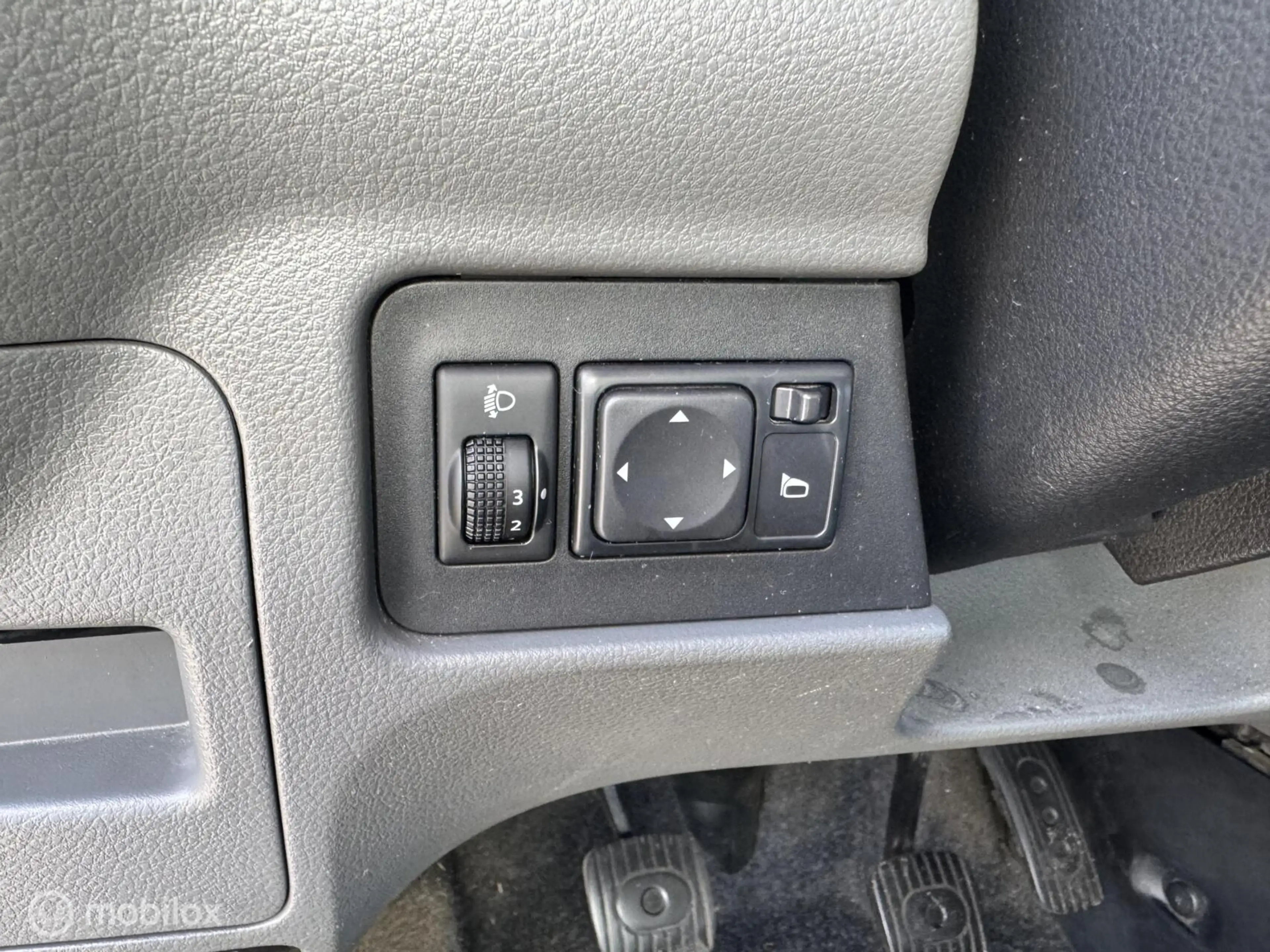 Nissan Evalia nissan-evalia-nv-200-airco-ketless-go-camera-7-per — photo 14