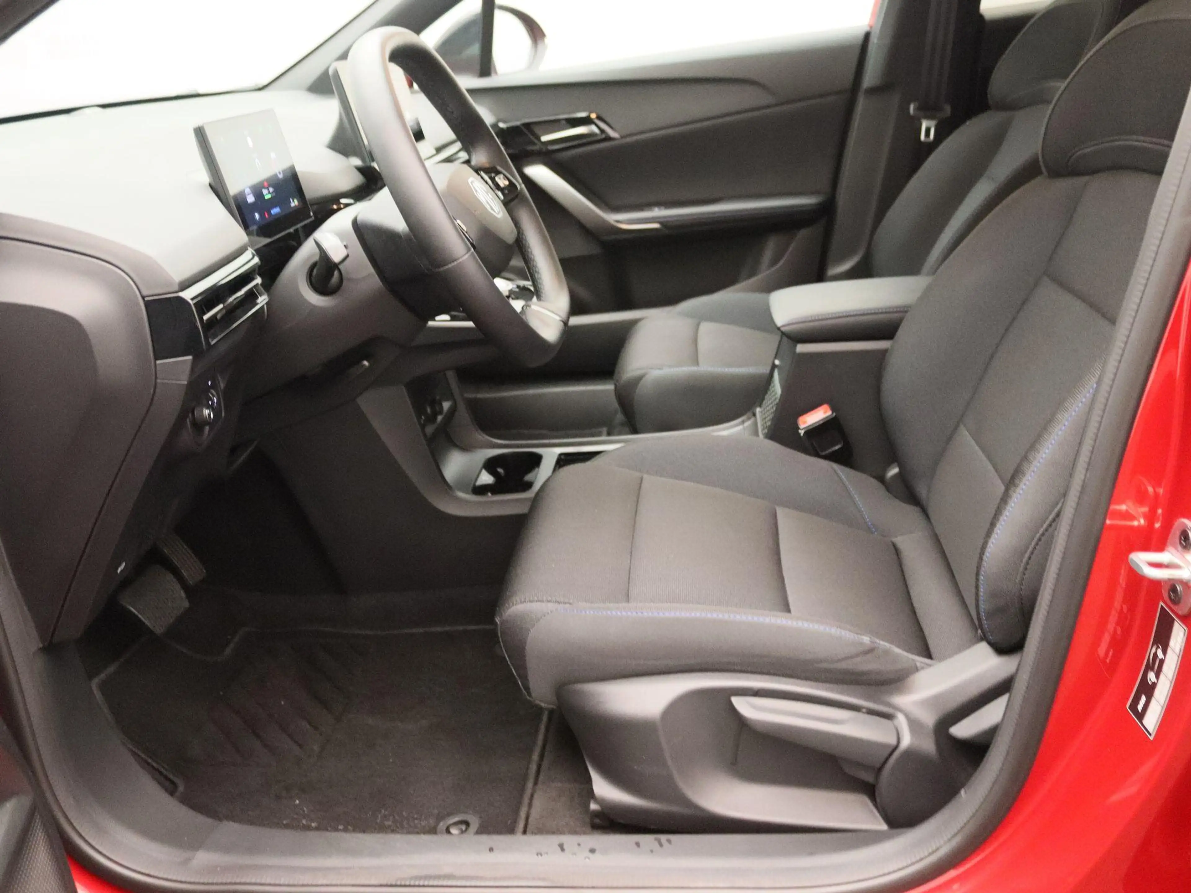 MG MG4 Comfort 64 kWh | Apple Carplay/Android Auto | Crui — photo 11