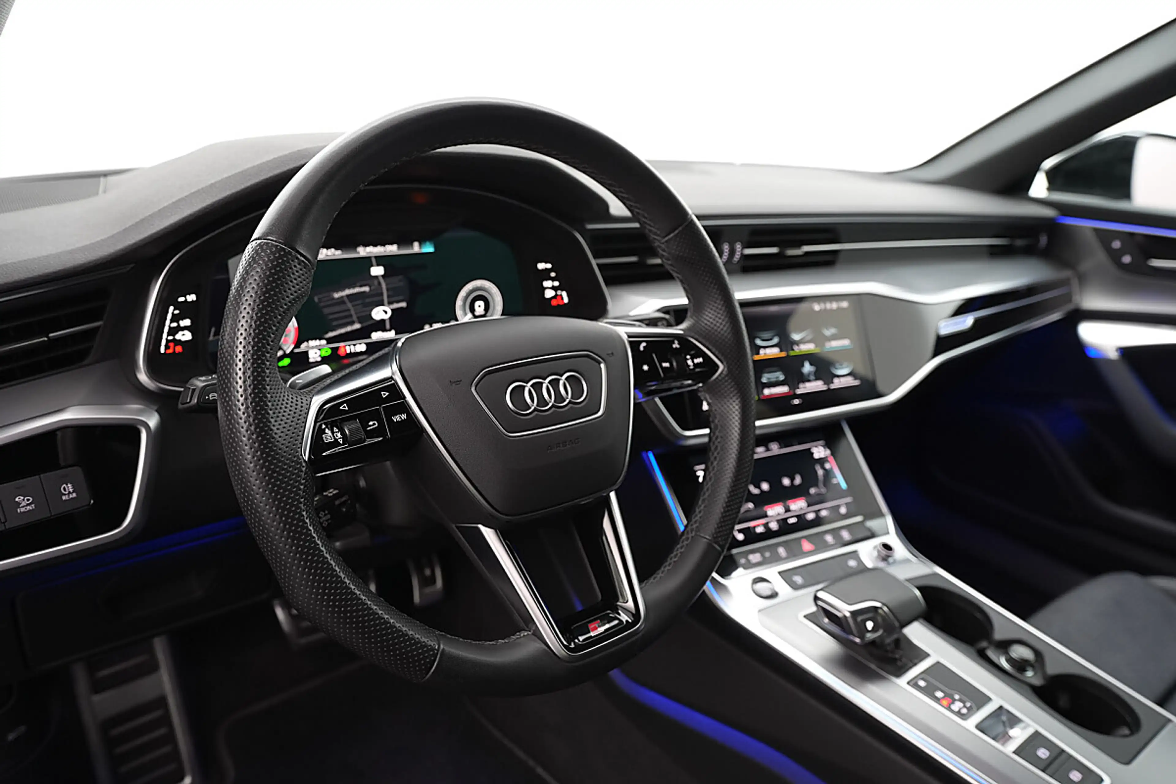 Audi A6 Avant 55 TFSI e PHEV quattro sport S-tronic — photo 10