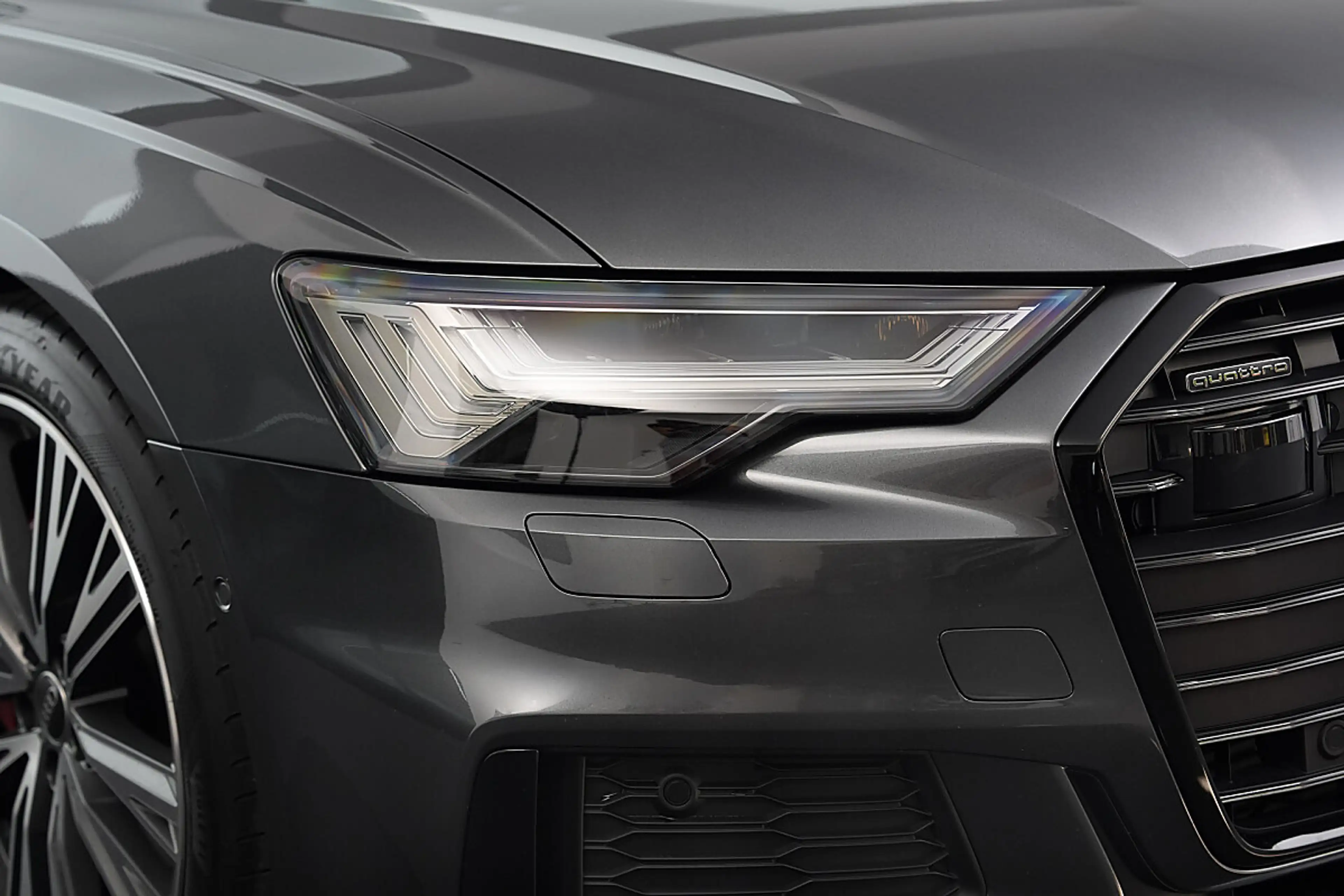 Audi A6 Avant 55 TFSI e PHEV quattro sport S-tronic — photo 8
