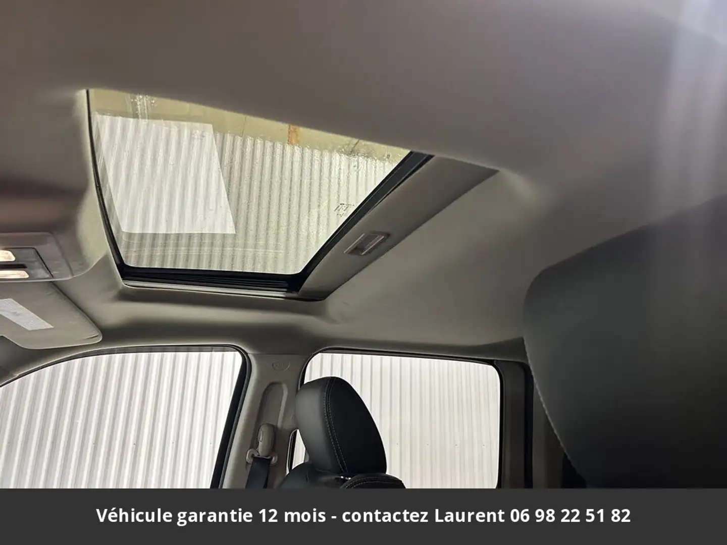 Dodge RAM Sport Night 12P 5.7L 4x4 Tout compris hors homolog Rouge - 2