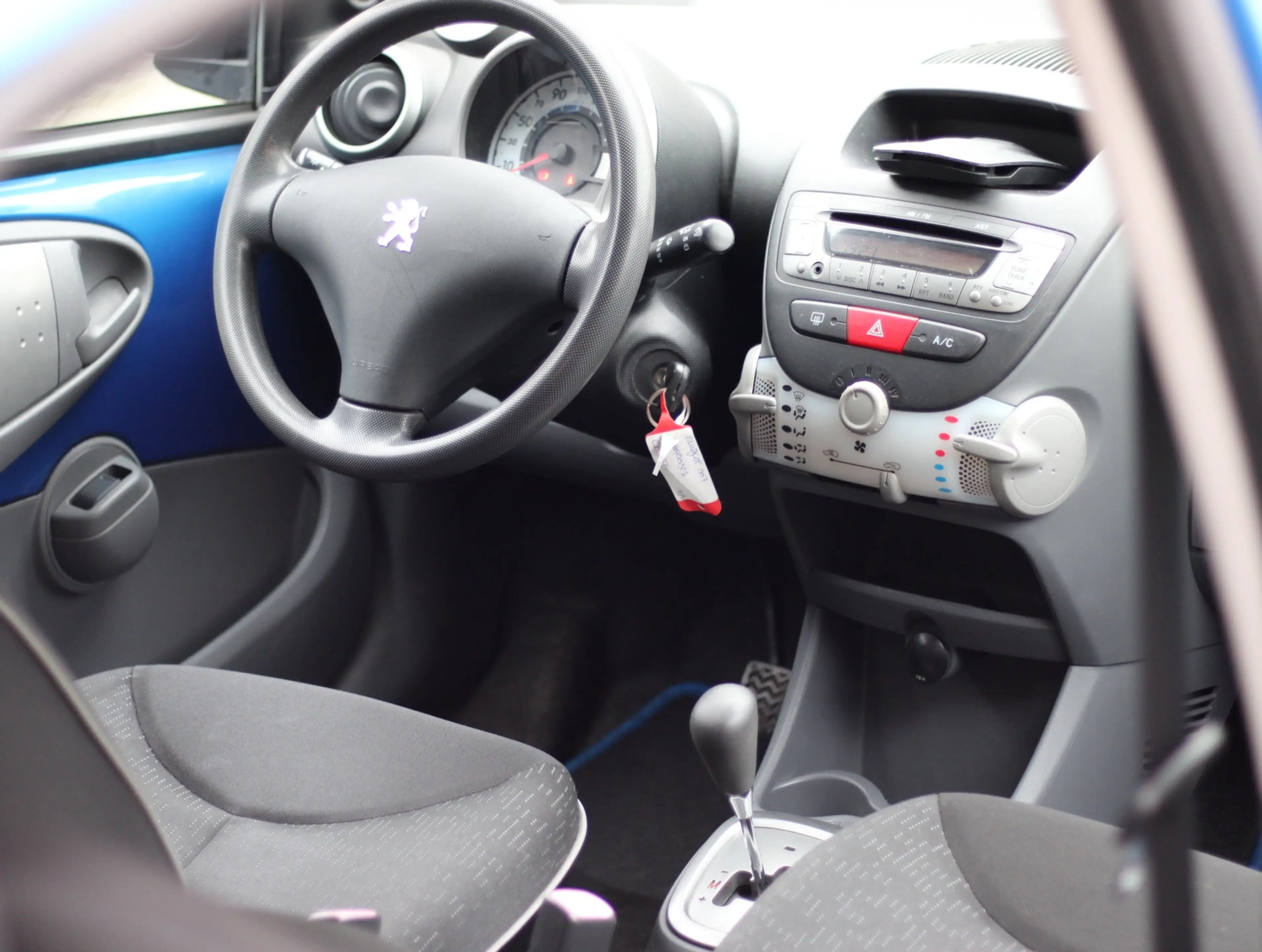 Peugeot 107 1.0i 12v AUTOMAAT Airco 1st eigenaar Onderhouden — photo 13
