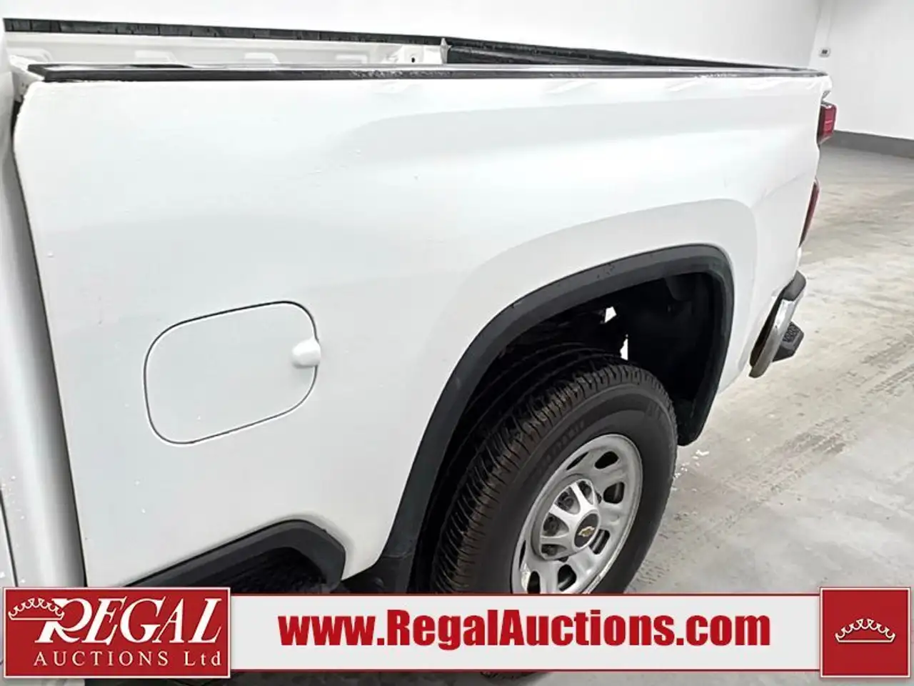 Chevrolet Silverado 3500 снимка Chevrolet Silverado 3500