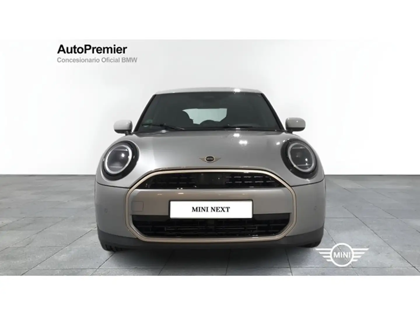MINI Cooper 5 puertas C Essential Aut. Plateado - 2