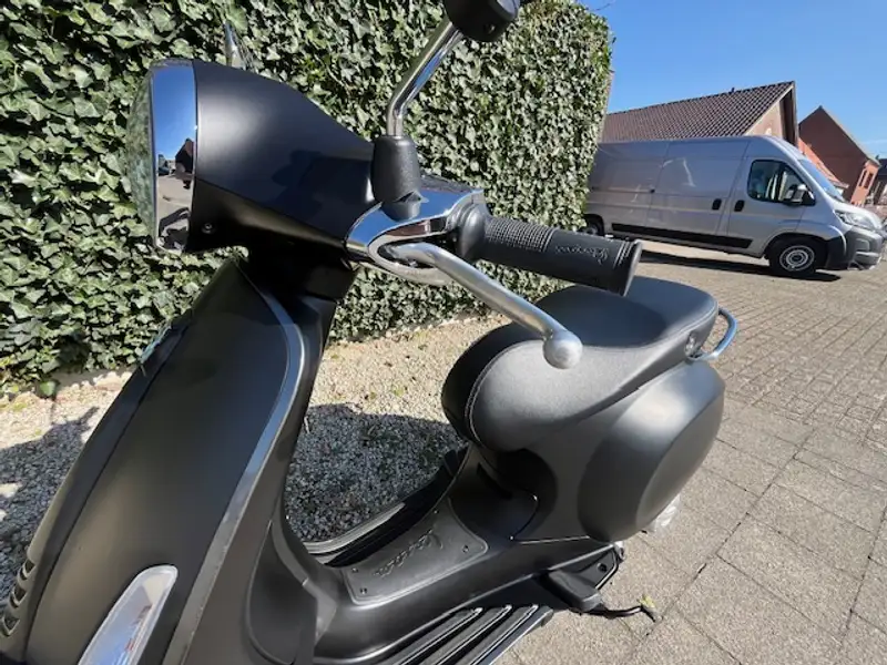 Vespa Primavera - foto 5