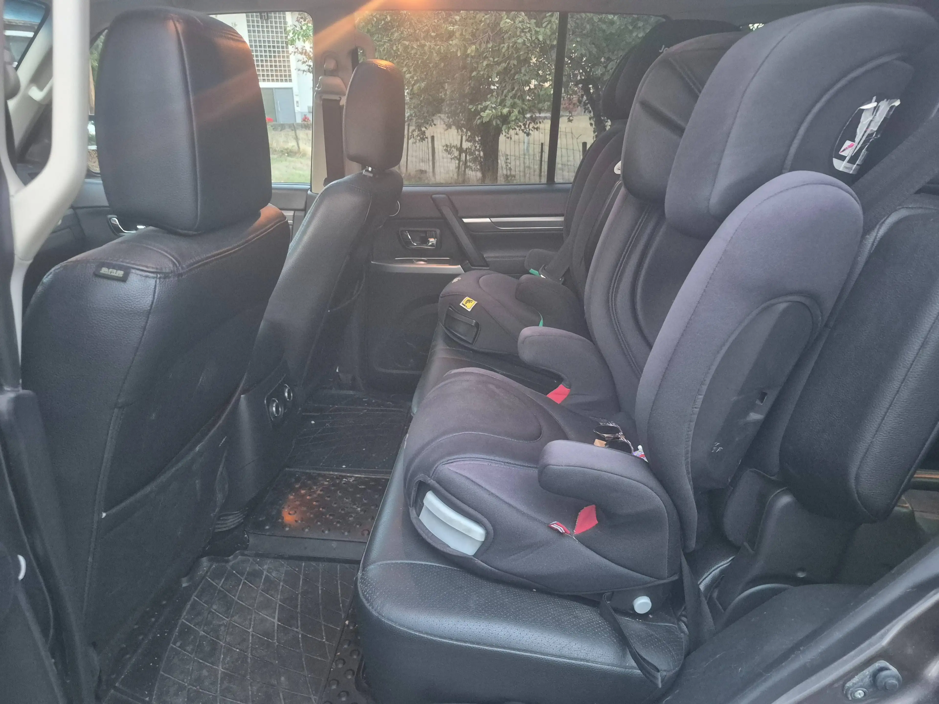Mitsubishi Pajero Pajero 3.2 DI-D Automatik Edition 30 — photo 14