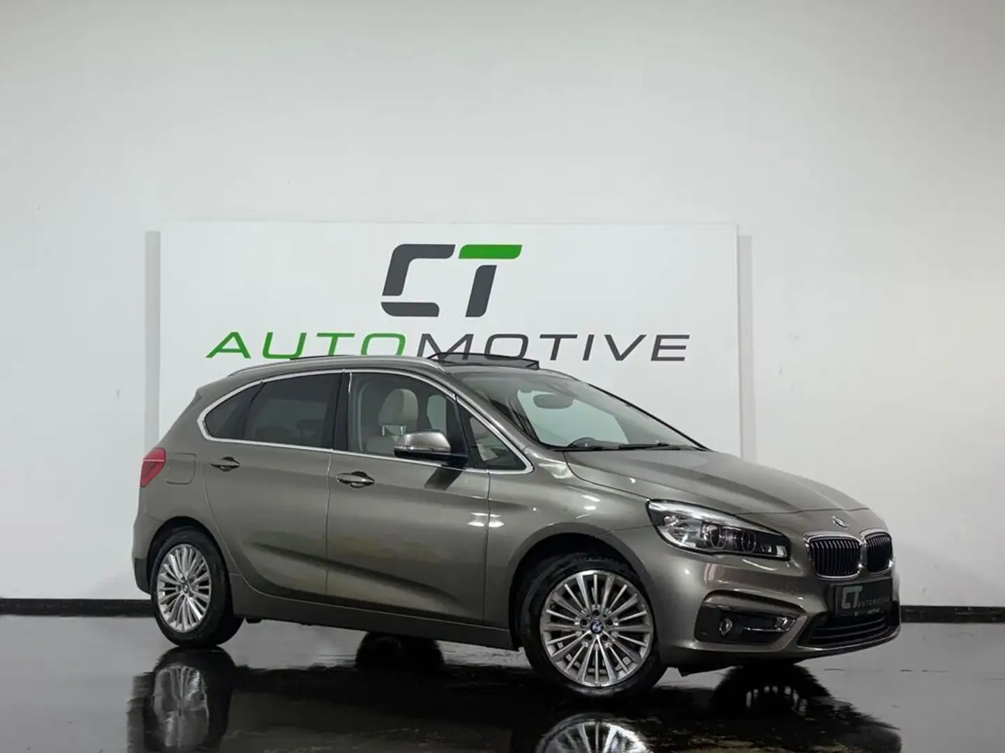 BMW 225 i xDrive Active Tourer Sport-Line Aut*50.000KM* Grau - 1