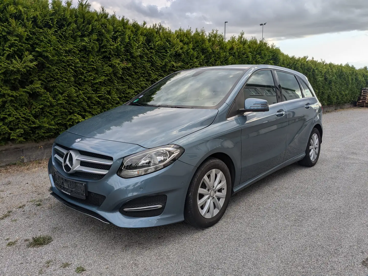 Mercedes-Benz B 200 7G-DCT *1.Hand*Tot-Winkel*Scheckheft* Blauw - 1