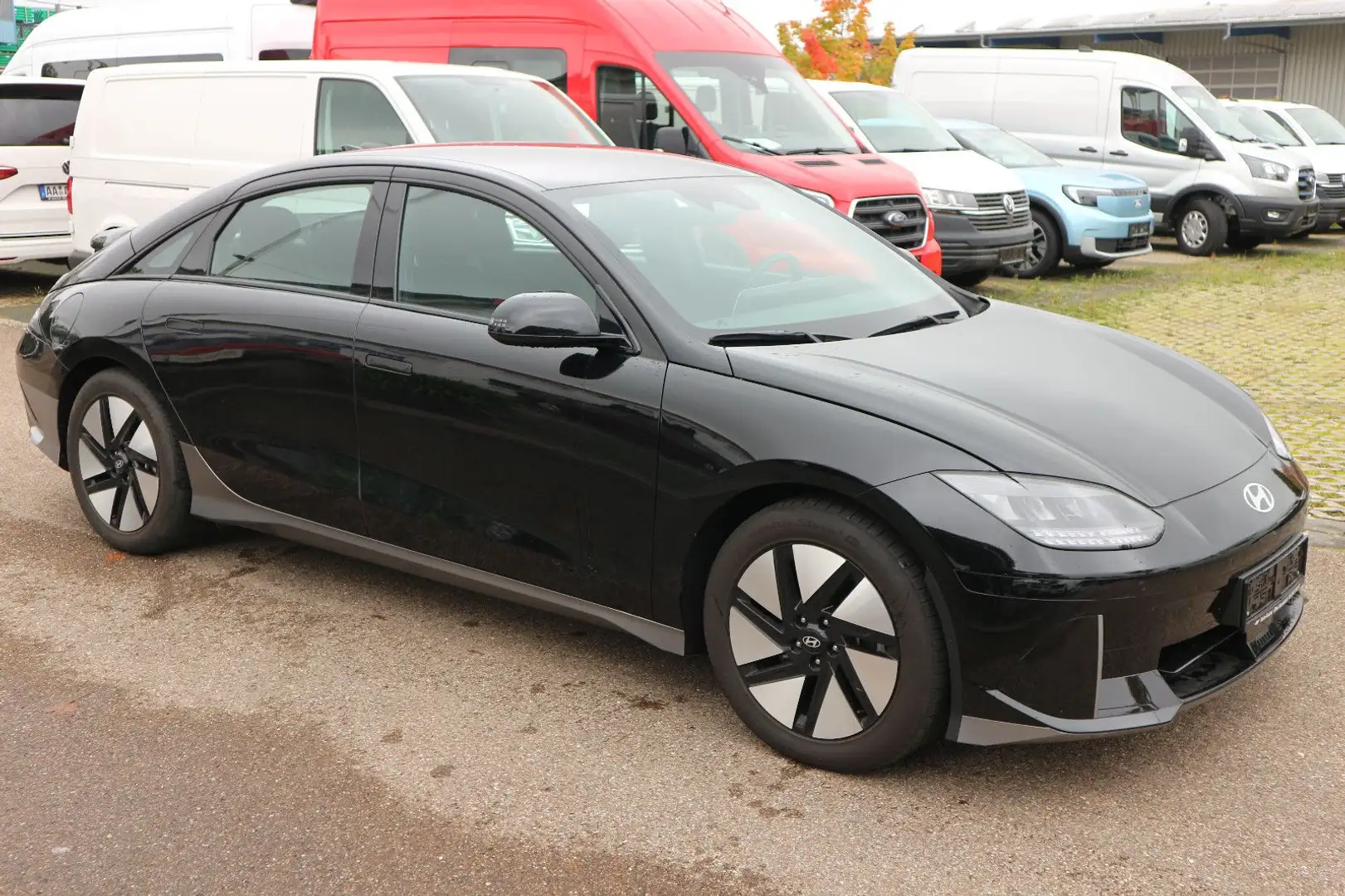 Hyundai IONIQ 6 Dynamiq Elektro 77kWh Wärmepumpe Schwarz - 2