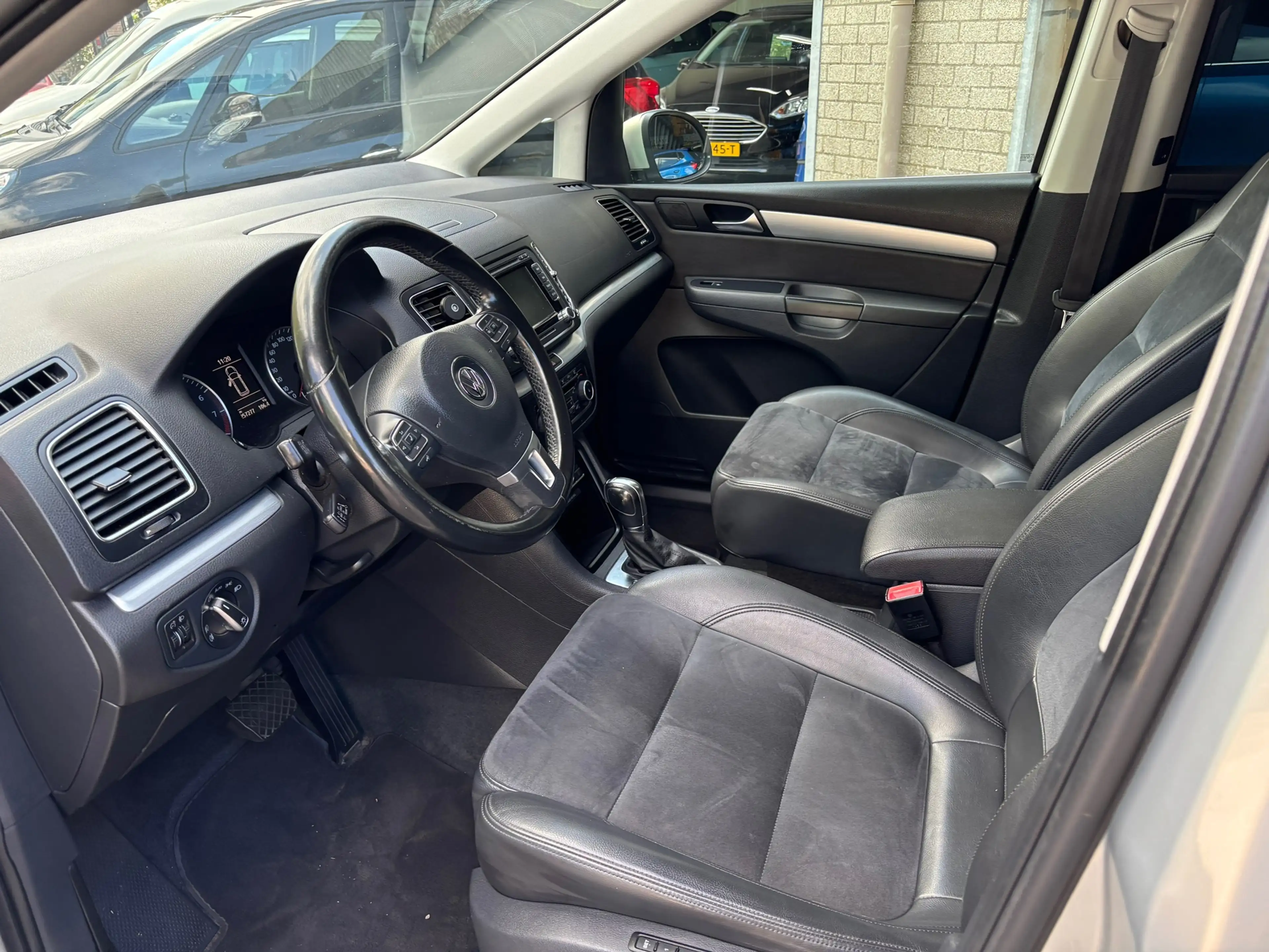 Volkswagen Sharan 1.4 TSI Highline 7p. — photo 8