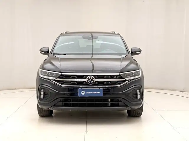 Volkswagen T-Roc view 2