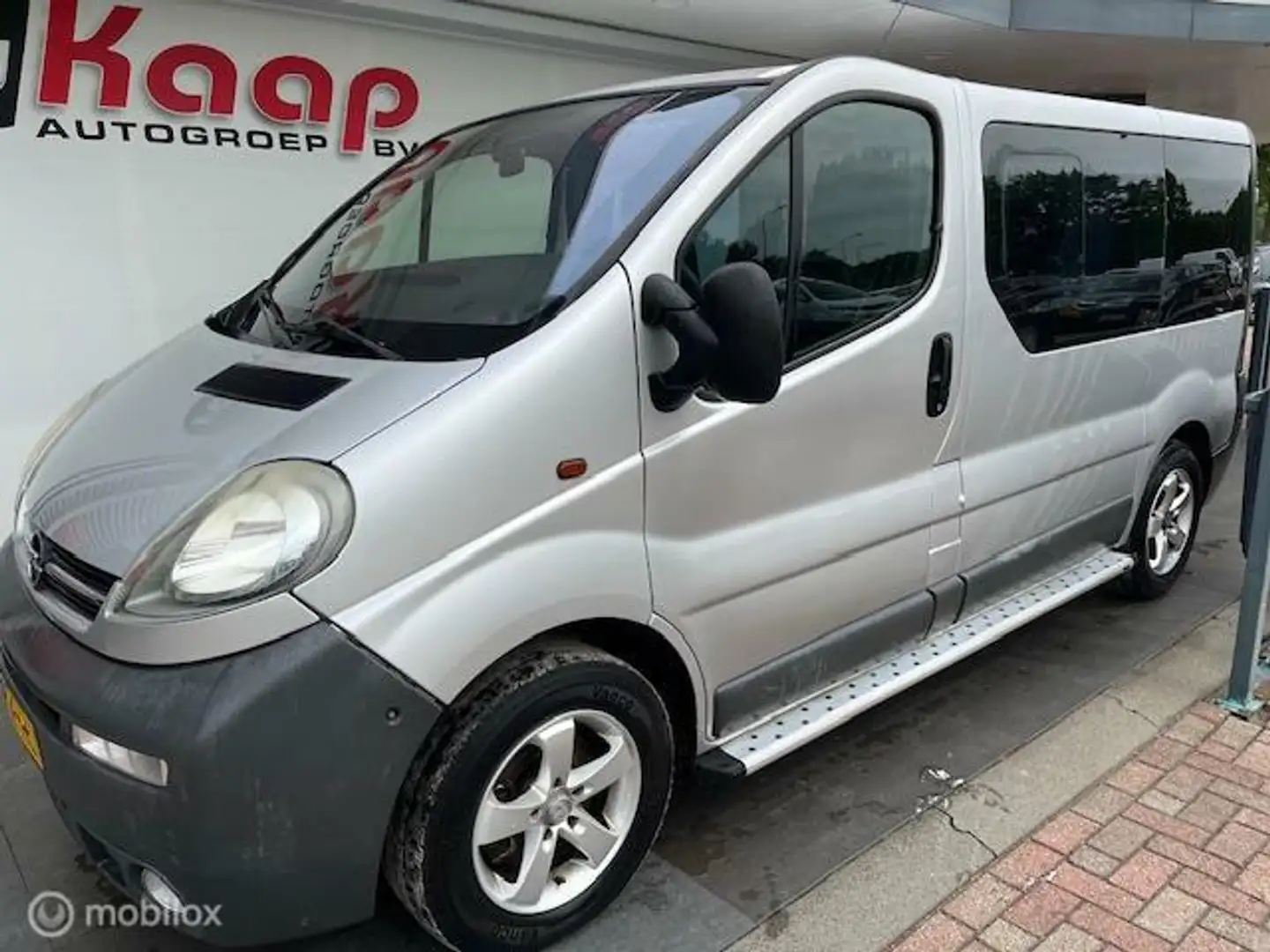 Opel Vivaro bestel 2.5 DTI L1H1 DC Szürke - 1