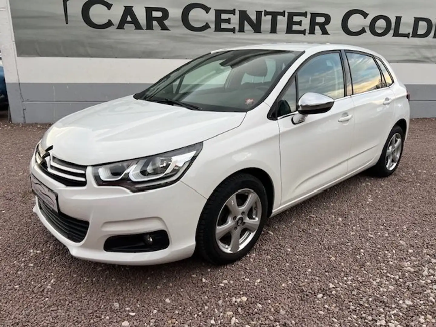 Citroen C4 PureTech 130 Selection*LED*Navi*PDC*HU/AU Neu* Weiß - 2