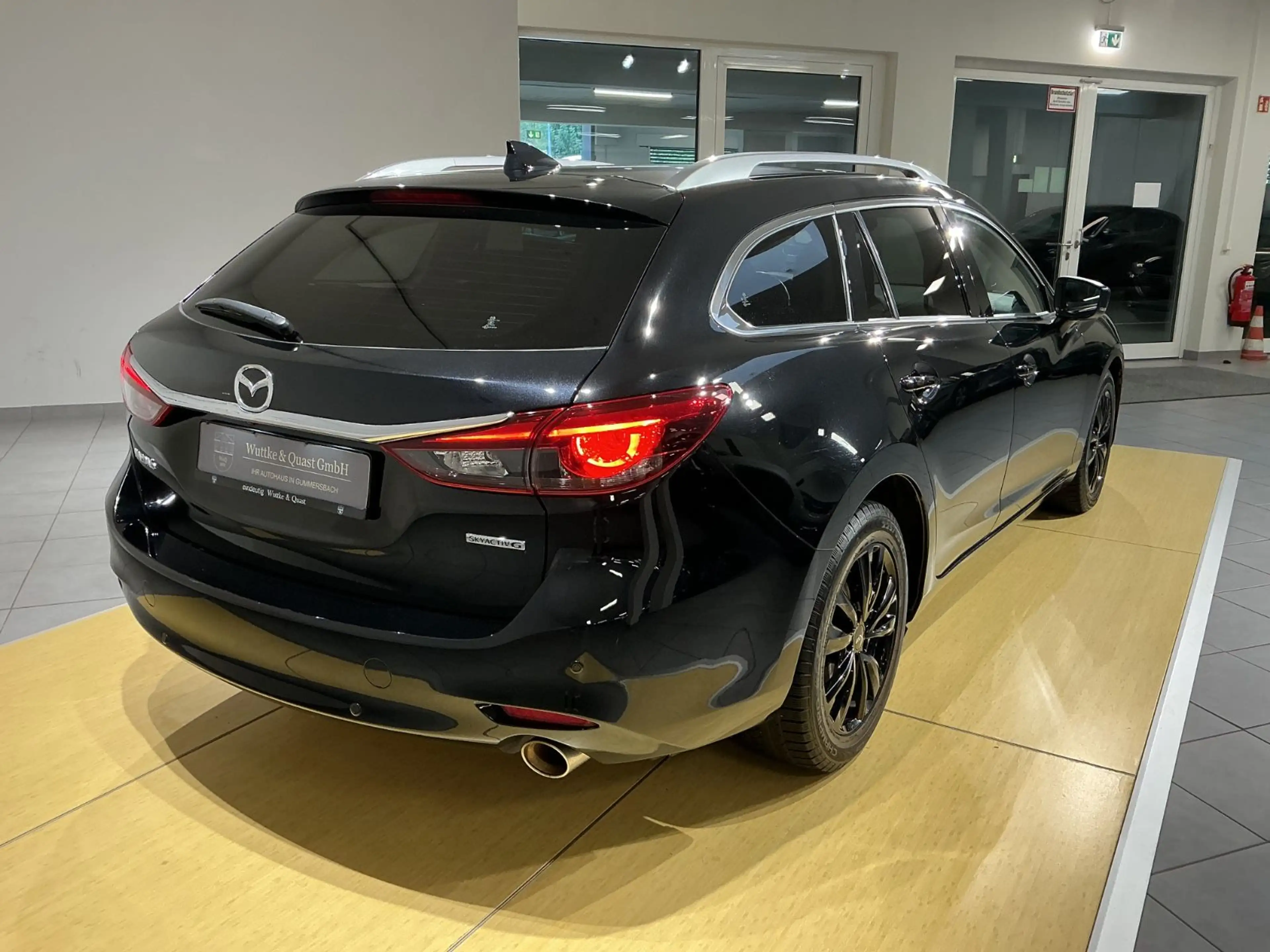Mazda 6 Kombi Exclusive *LHZ*Matrix*ACC*360°* — photo 3