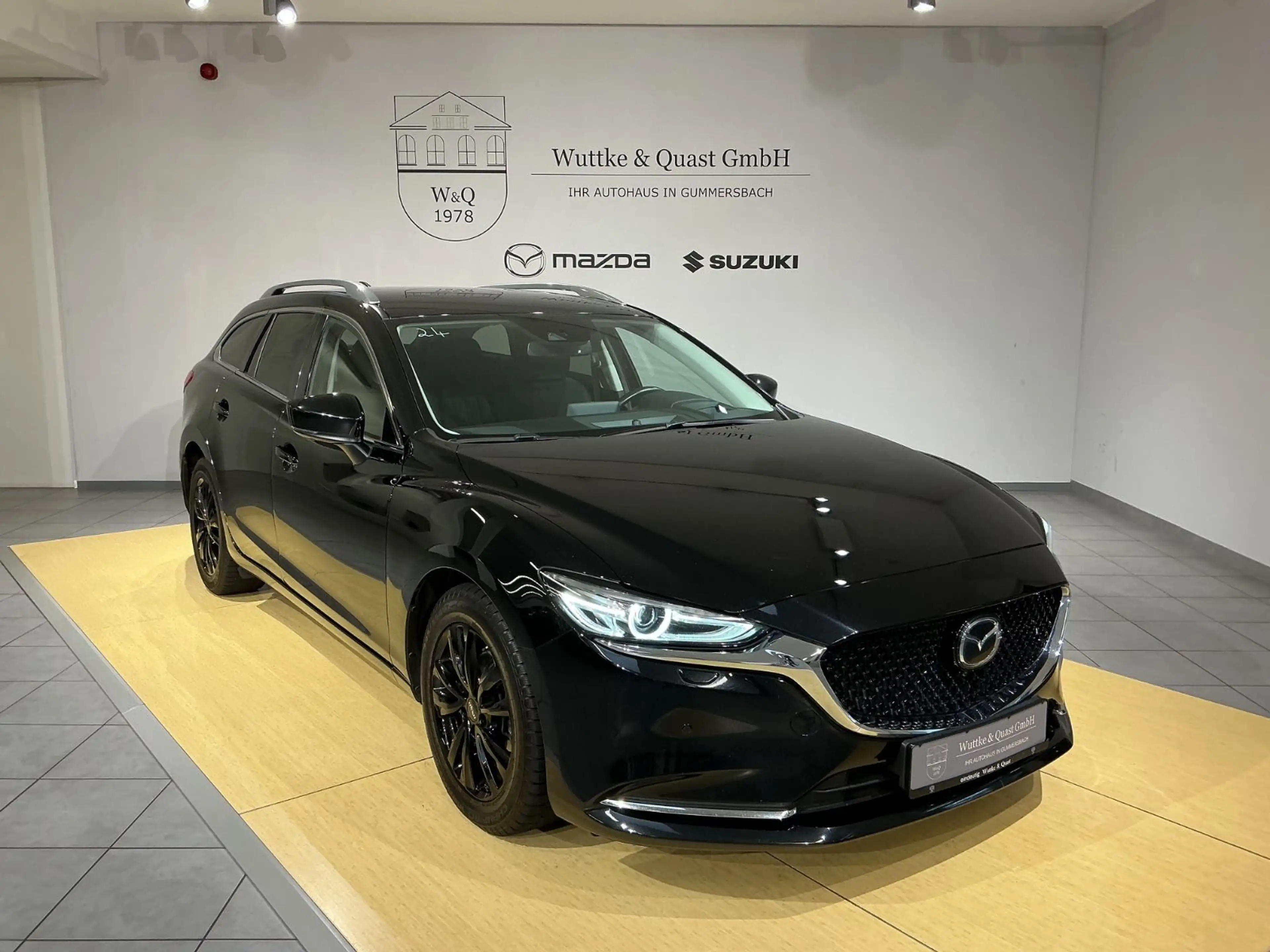 Mazda 6 Kombi Exclusive *LHZ*Matrix*ACC*360°*