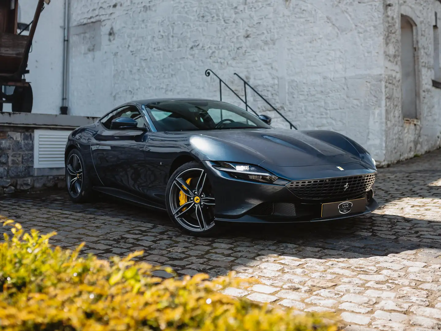 Ferrari Roma Power Ferrari/ BLU ROMA/ APPLE CARPLAY/ CARBON - 1