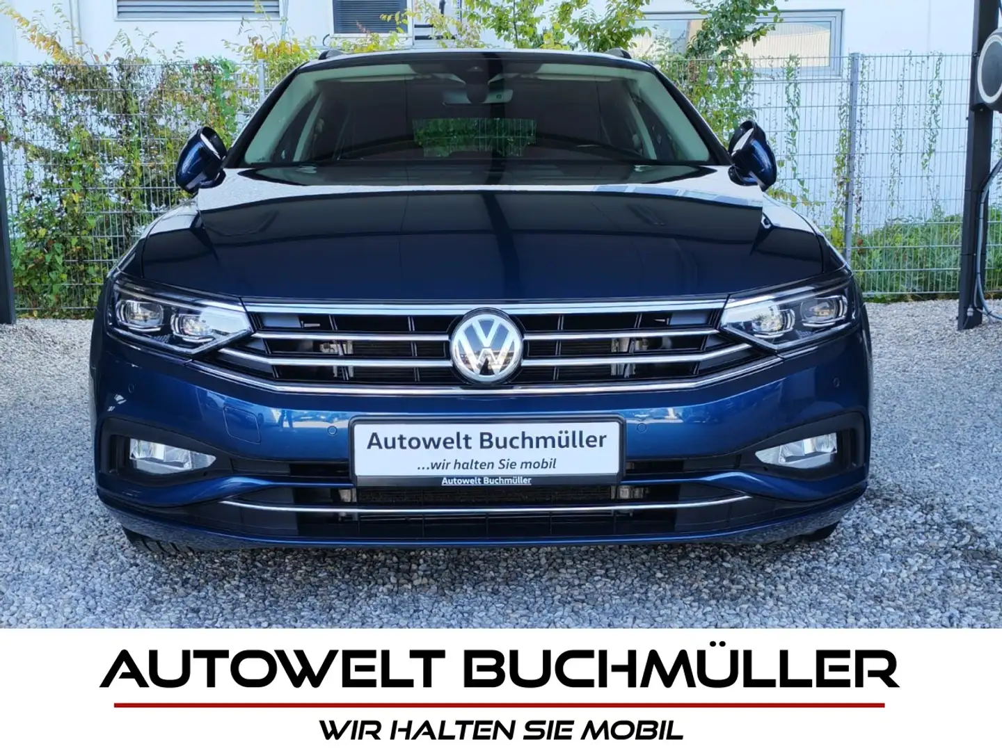 Volkswagen Passat 2.0 TDI DSG,PANO,AHK,MATRIX-LED,VIRTUAL Klima Blau - 1