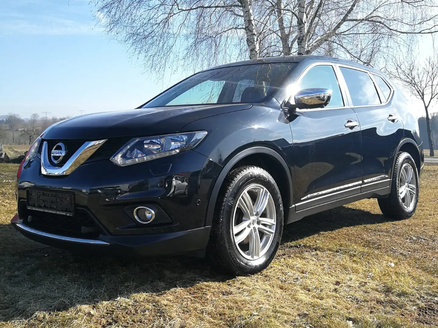 Nissan X-Trail 1,6 Diesel Acenta **TOP** Schwarz - 1