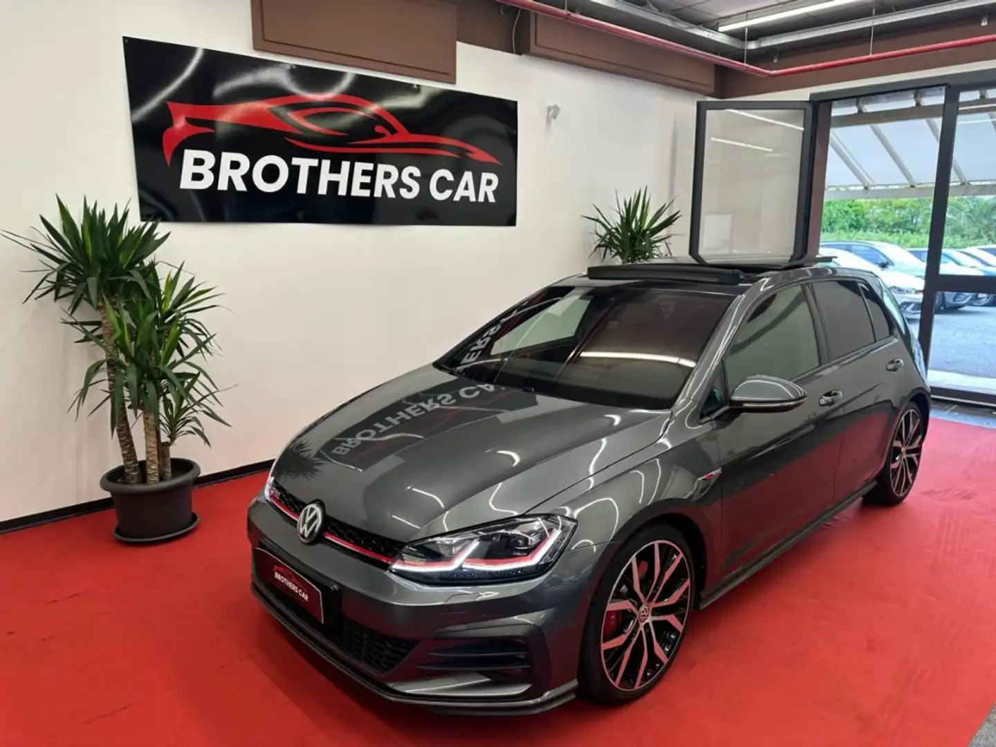 Volkswagen Golf GTI Performance 2.0 245CV DSG DCC - PELLE FULL Grigio - 1