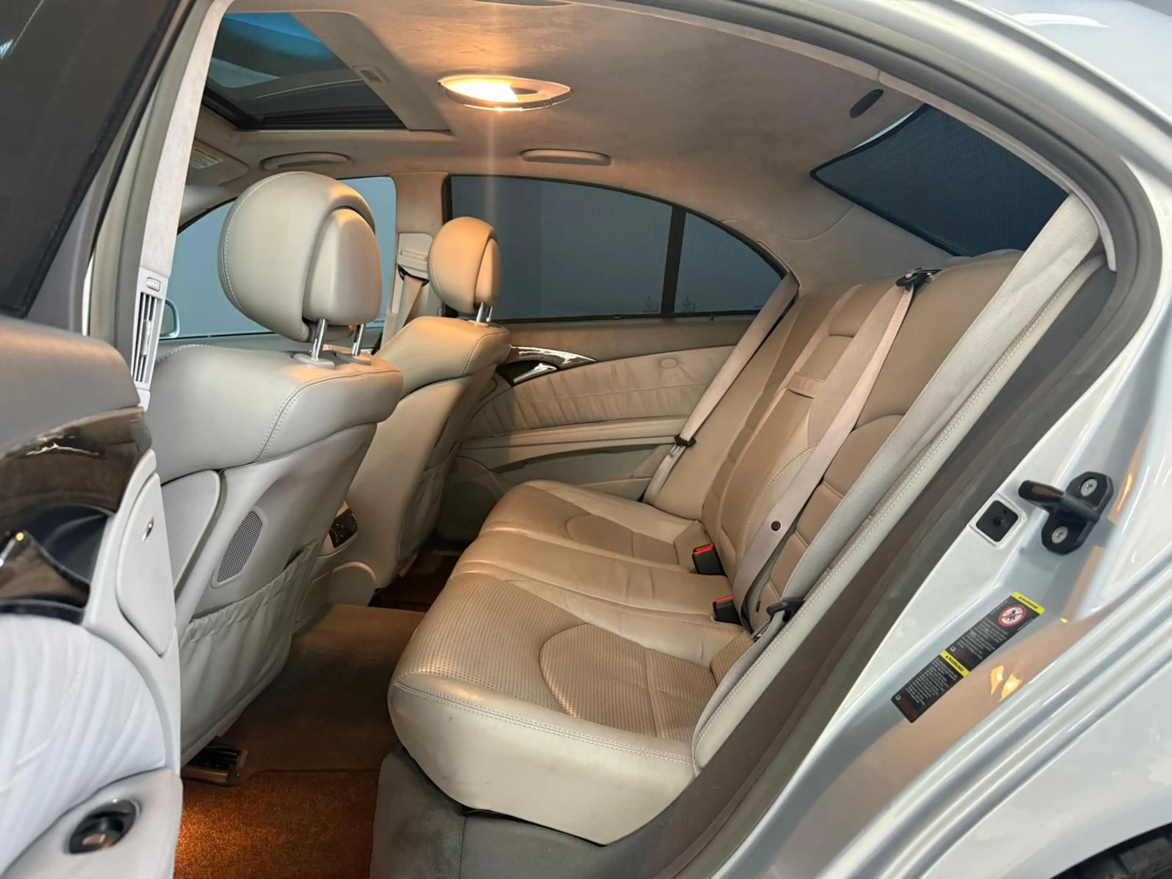 Mercedes-Benz E 63 AMG Pano|Camera — photo 19