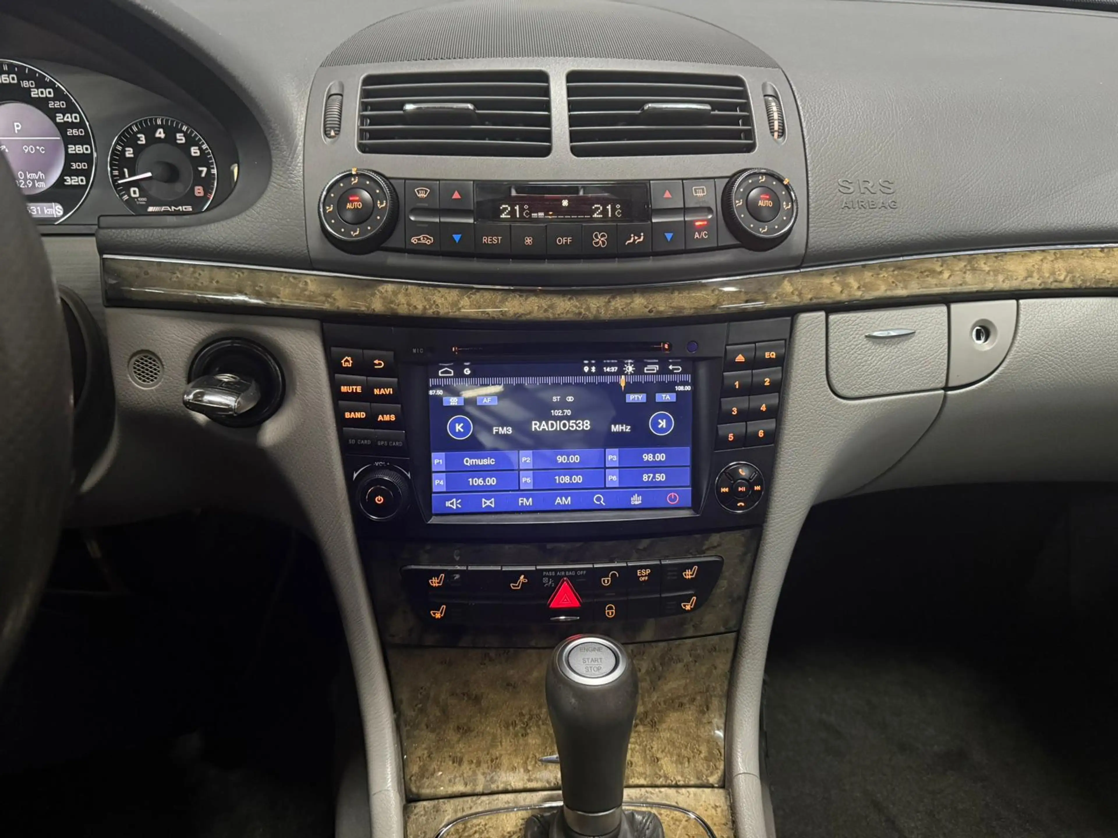 Mercedes-Benz E 63 AMG Pano|Camera — photo 14