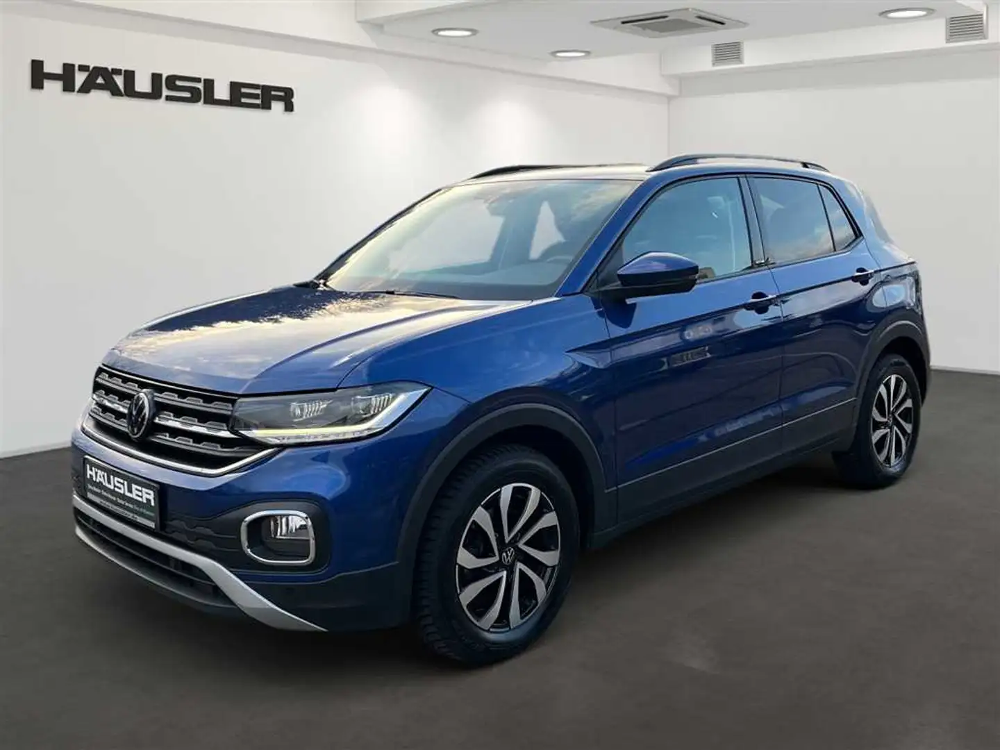 Volkswagen T-Cross 1.0 TSI Active mit Navi*SHZ*PDC*RFK Blau - 1