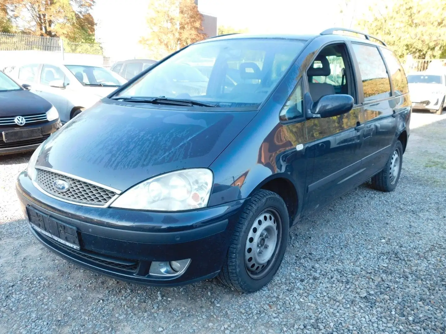 Ford Galaxy Trend 1,9TDI/7Sitze Schwarz - 1