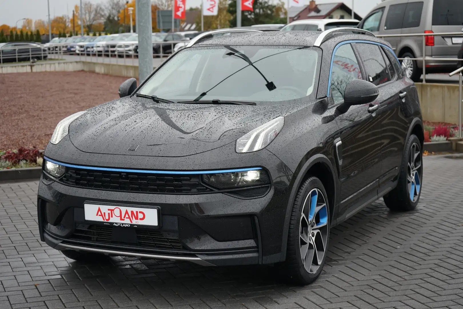 Lynk & Co 01 1.5 TD PHEV Aut. LED ACC 360° Pano Schwarz - 2