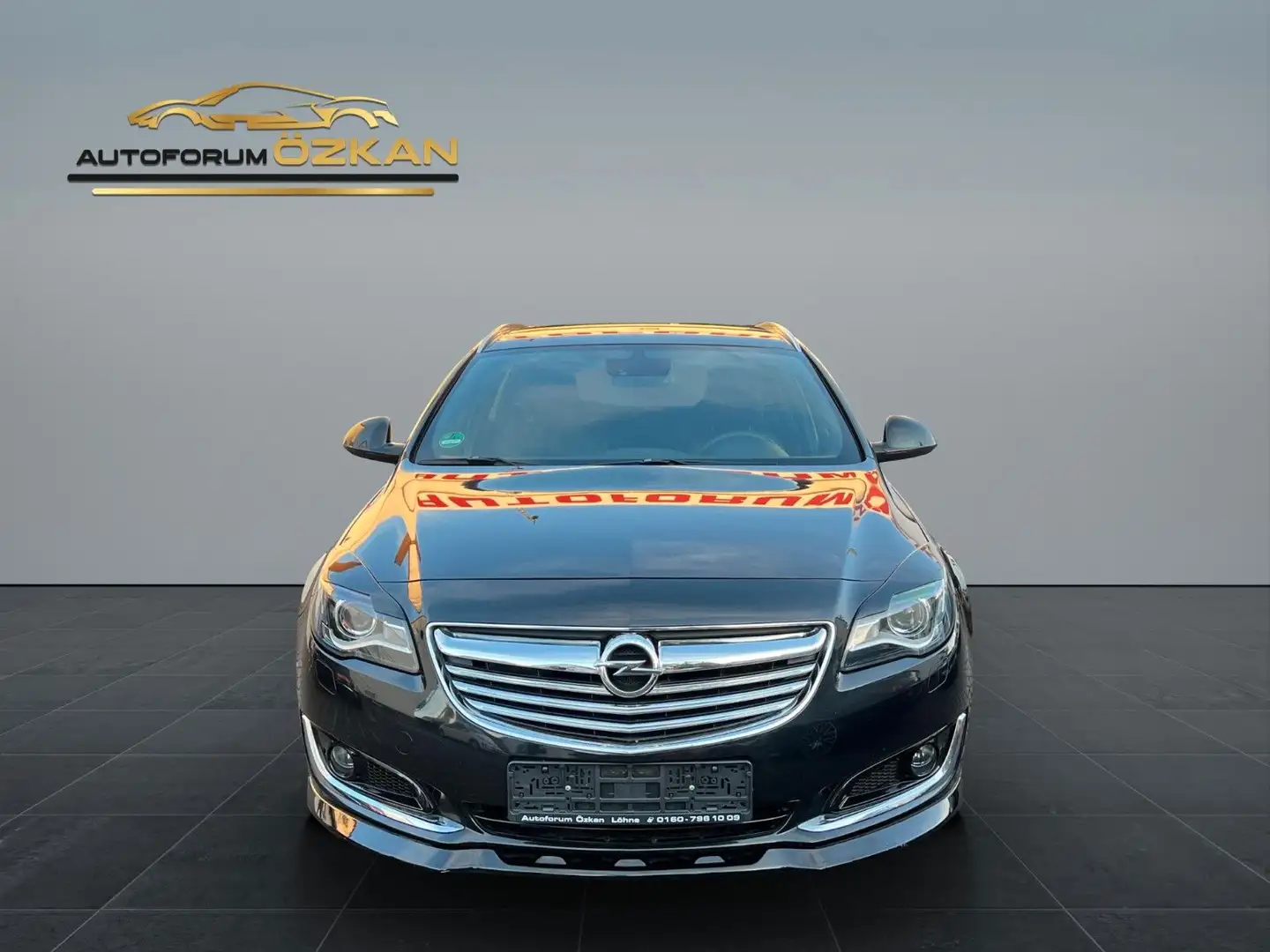 Opel Insignia A 2.0 CDTi Sports Tourer OPC Paket Zwart - 2