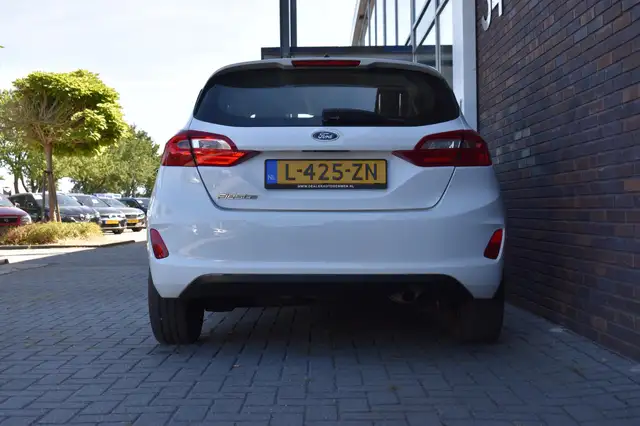 Ford Fiesta view 8