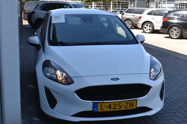 Ford Fiesta view 5