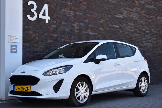 Ford Fiesta view 2