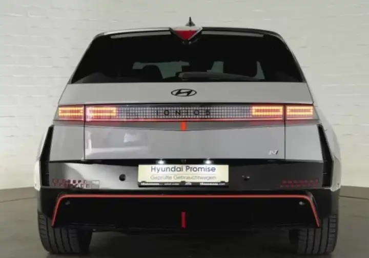 Hyundai Ioniq 2025, foto 4