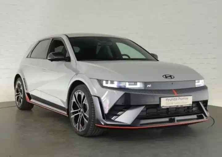 Hyundai Ioniq 2025