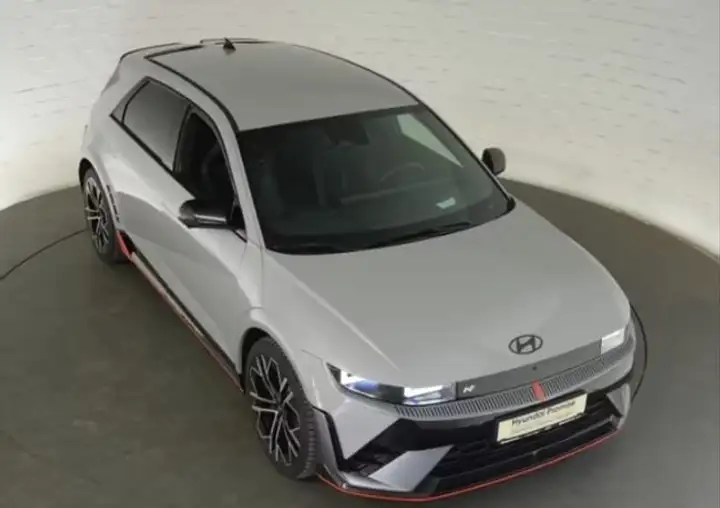 Hyundai Ioniq 2025, foto 10