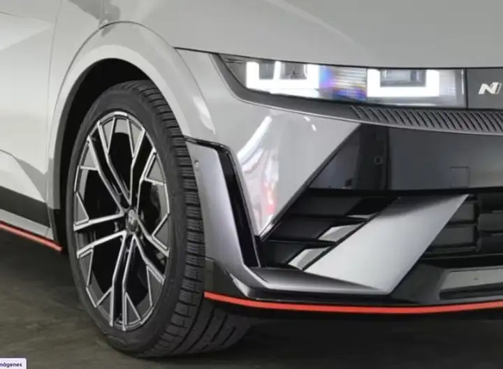 Hyundai Ioniq 2025, foto 13
