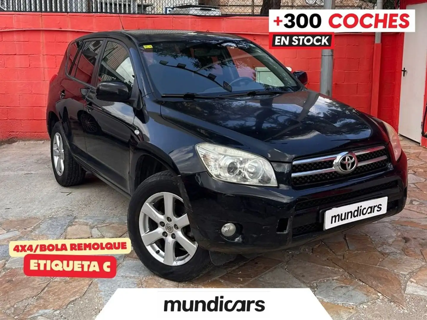 Toyota RAV 4 2.0 VVT-I Advance 4x4 Schwarz - 1
