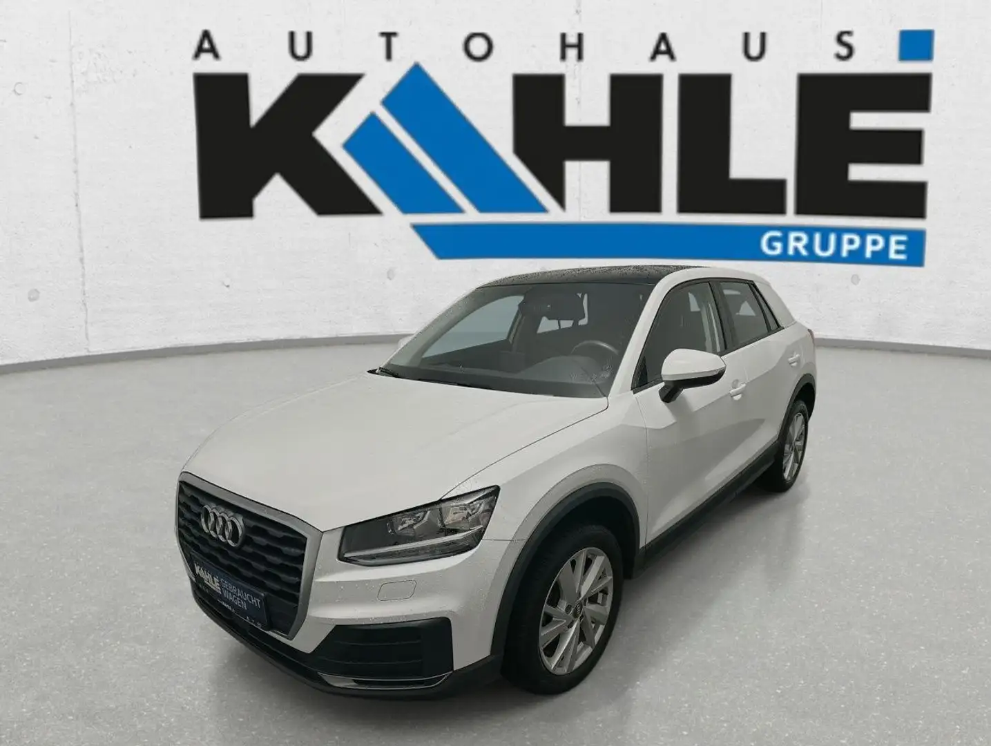 Audi Q2 1.0 TFSI Panorama Klima SHZ PDC Pano PDC Blanc - 2