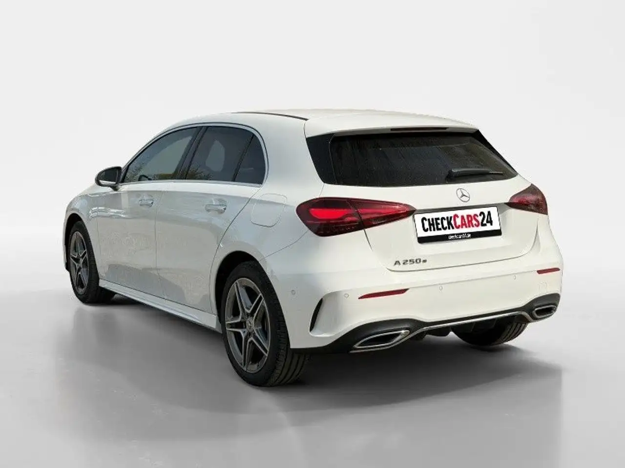 Mercedes-Benz A-Class e, миниатюра 7