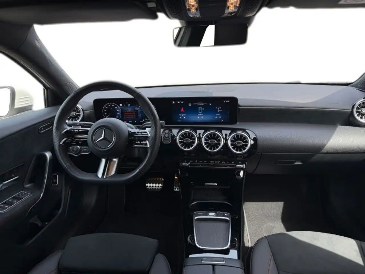 Mercedes-Benz A-Class e, миниатюра 8