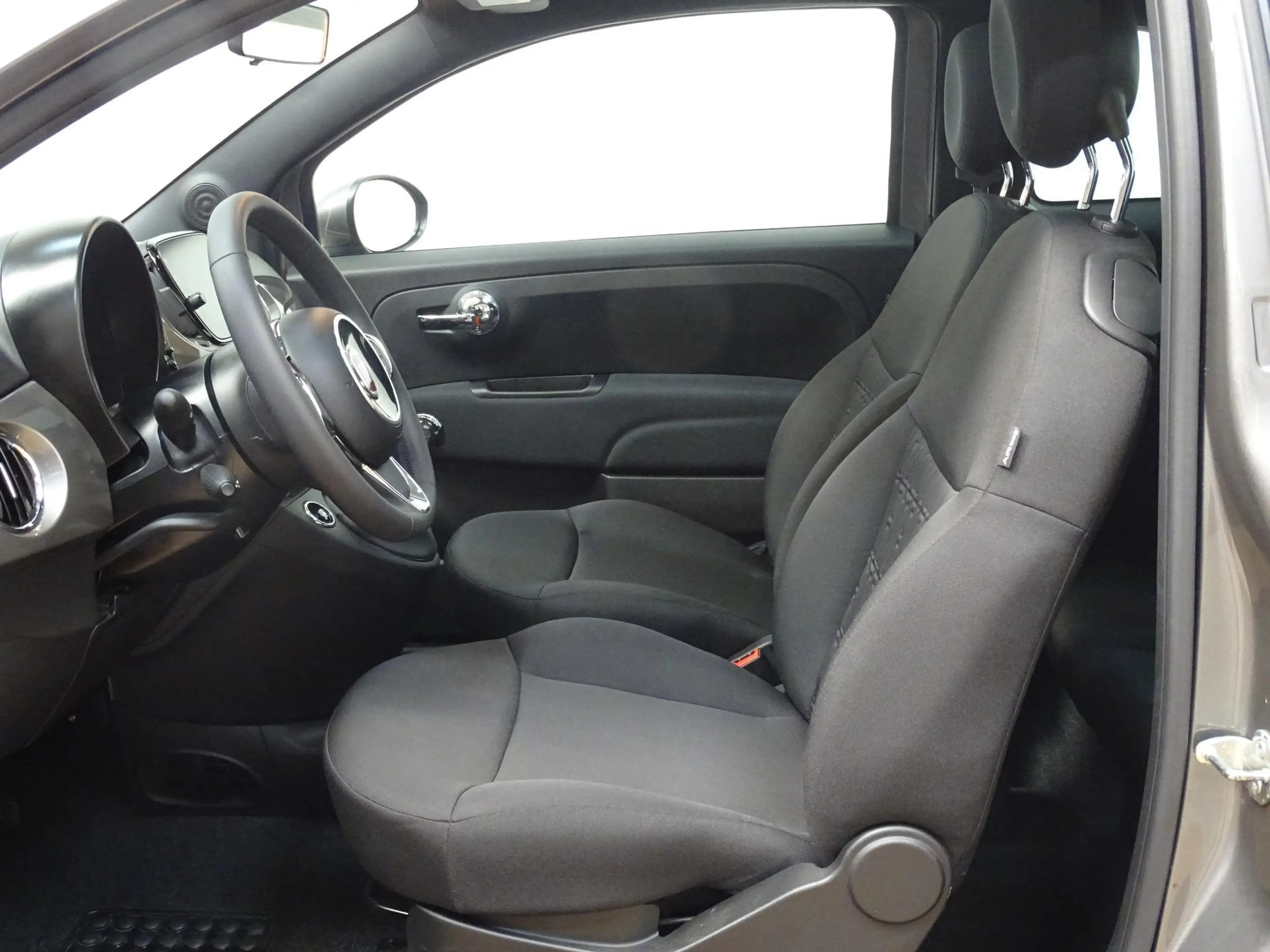 Fiat 500 1.0 Hybrid 69pk 6MT - Navi - CarPlay - Climate - P — photo 13
