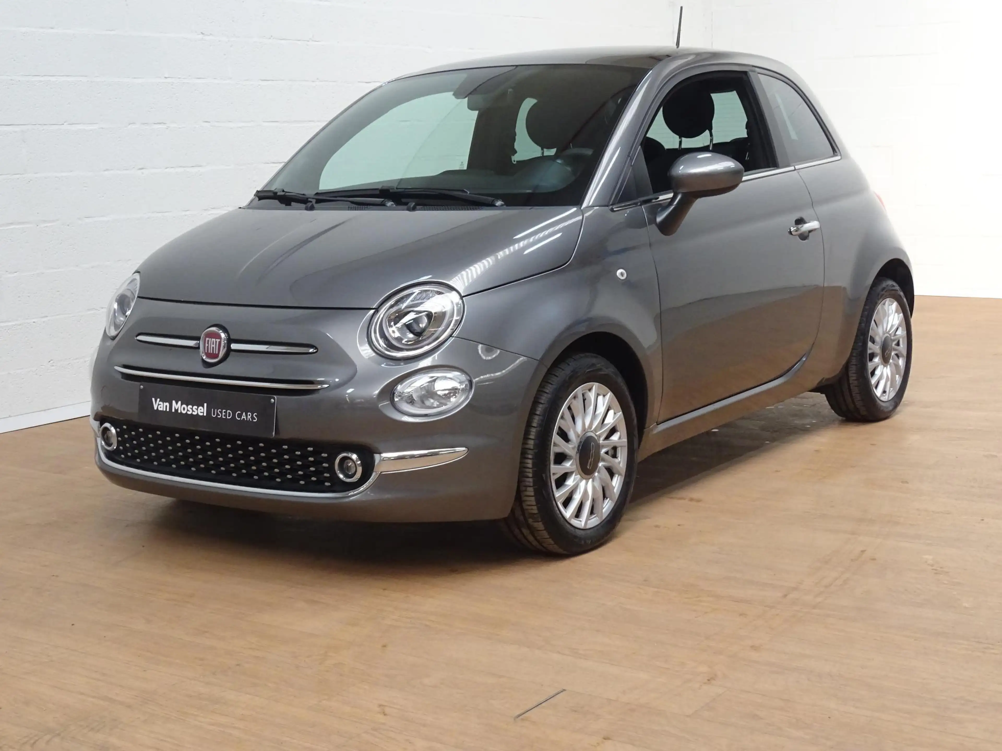 Fiat 500 1.0 Hybrid 69pk 6MT - Navi - CarPlay - Climate - P — photo 2